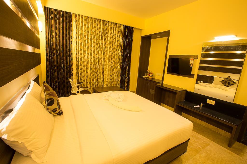 Hotel Radha Prasad Erode Kamer foto