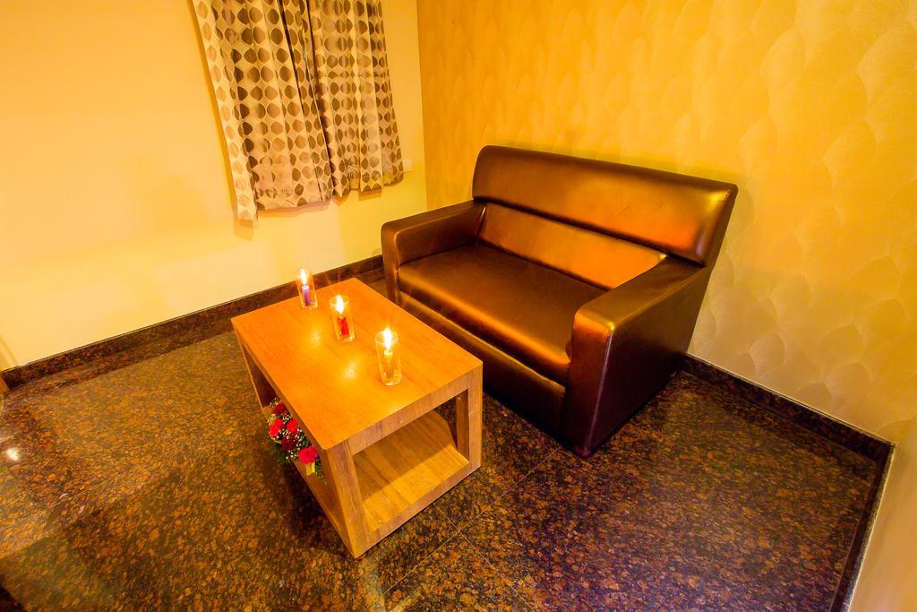 Hotel Radha Prasad Erode Kamer foto