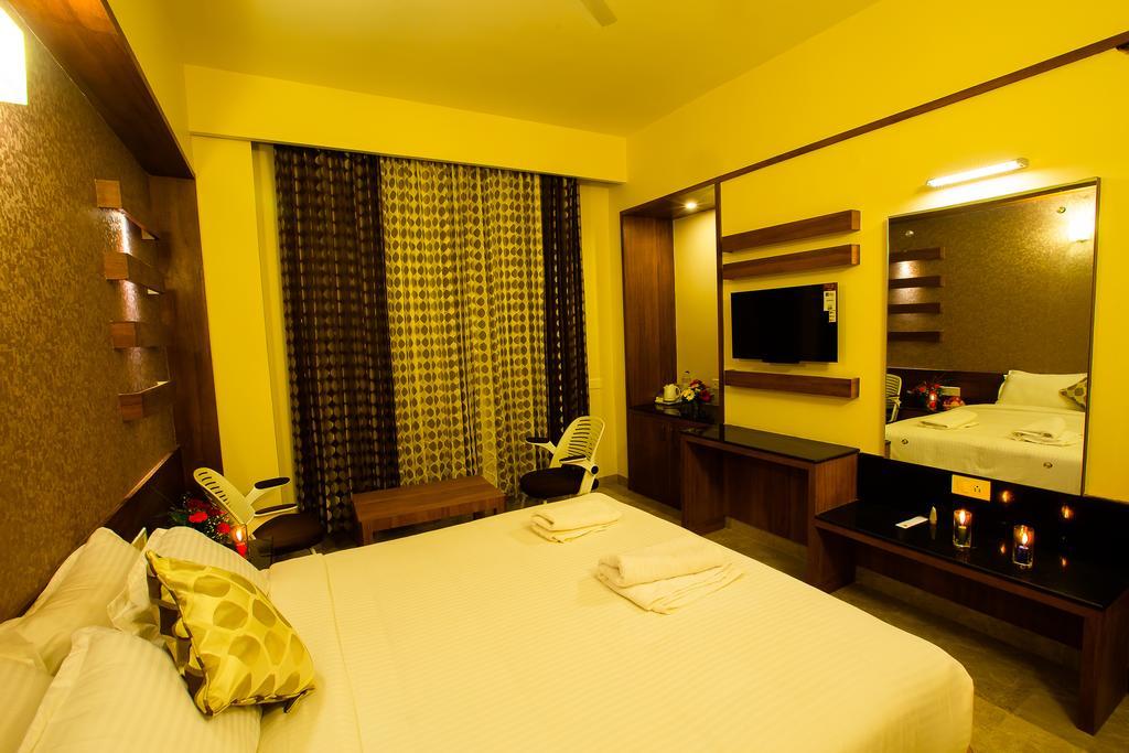 Hotel Radha Prasad Erode Kamer foto